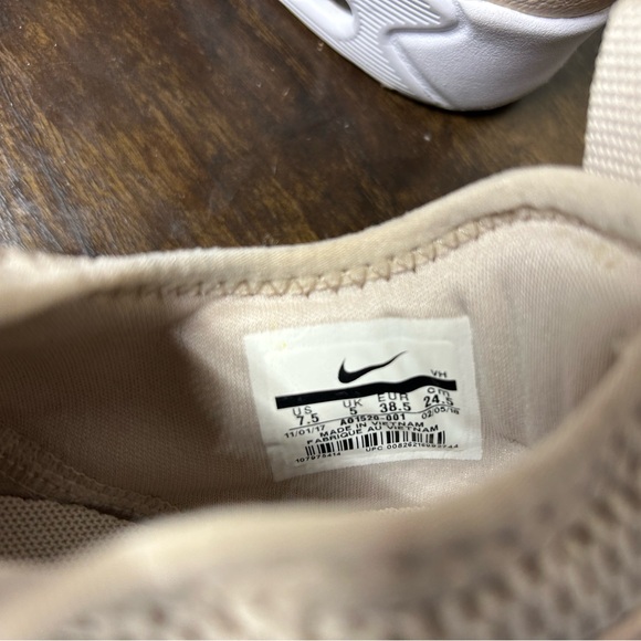 Nike Air Max 90EZ. AMAZING CONDITION! Women’s size 7.5. Light pink, tan - Picture 8 of 8